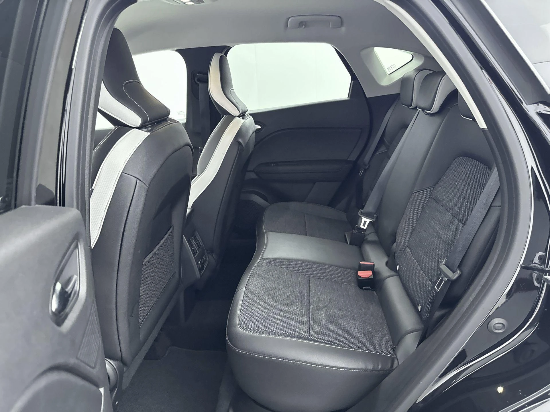 Renault-Captur-image-10