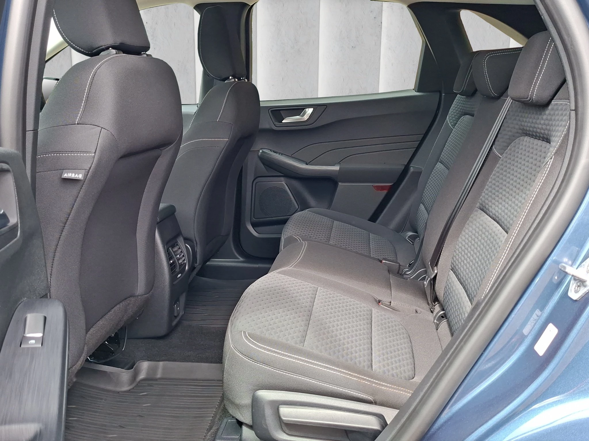 Ford Kuga Cool & Connect 2.5 FHEV 4x4 AHK | GJR | SHZ | PDC | LMF | Navi
