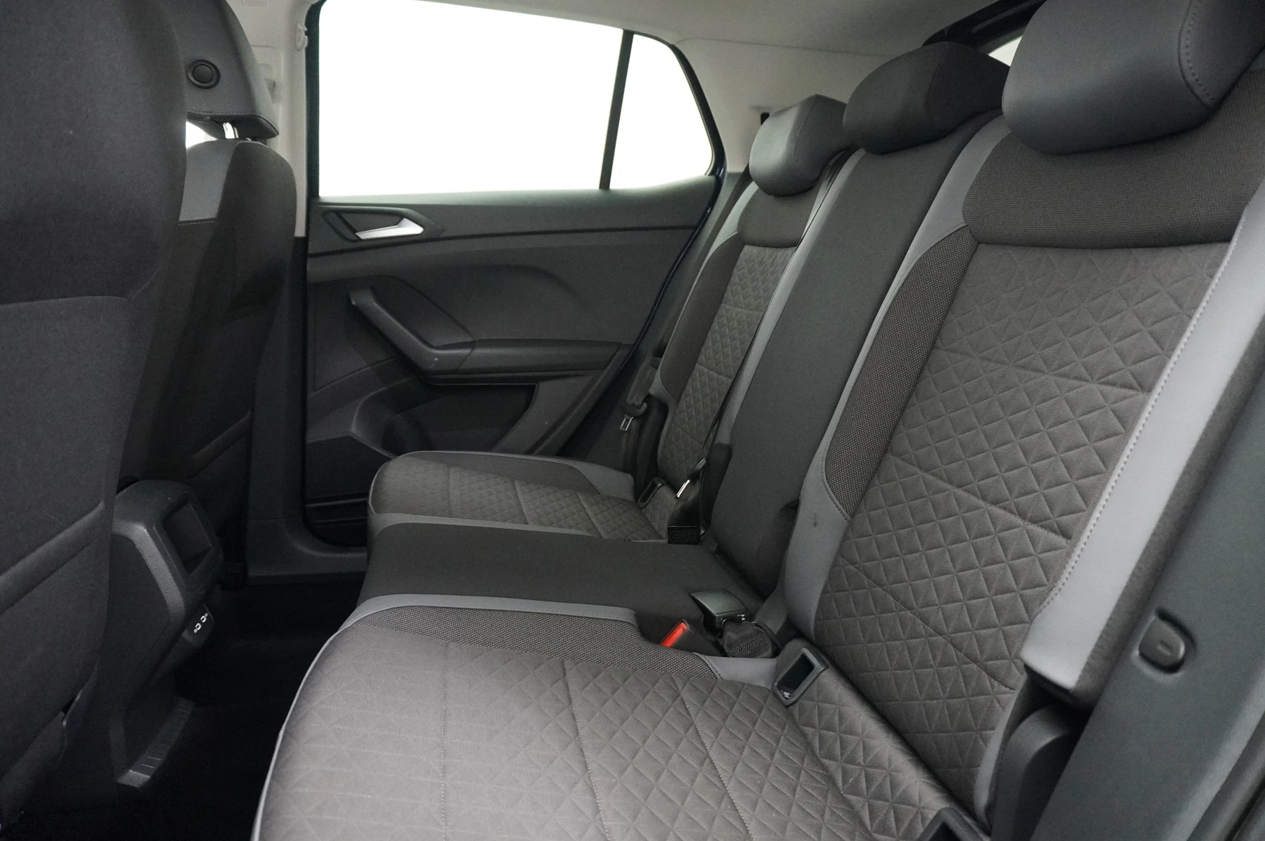 Volkswagen-T-Cross-image-14