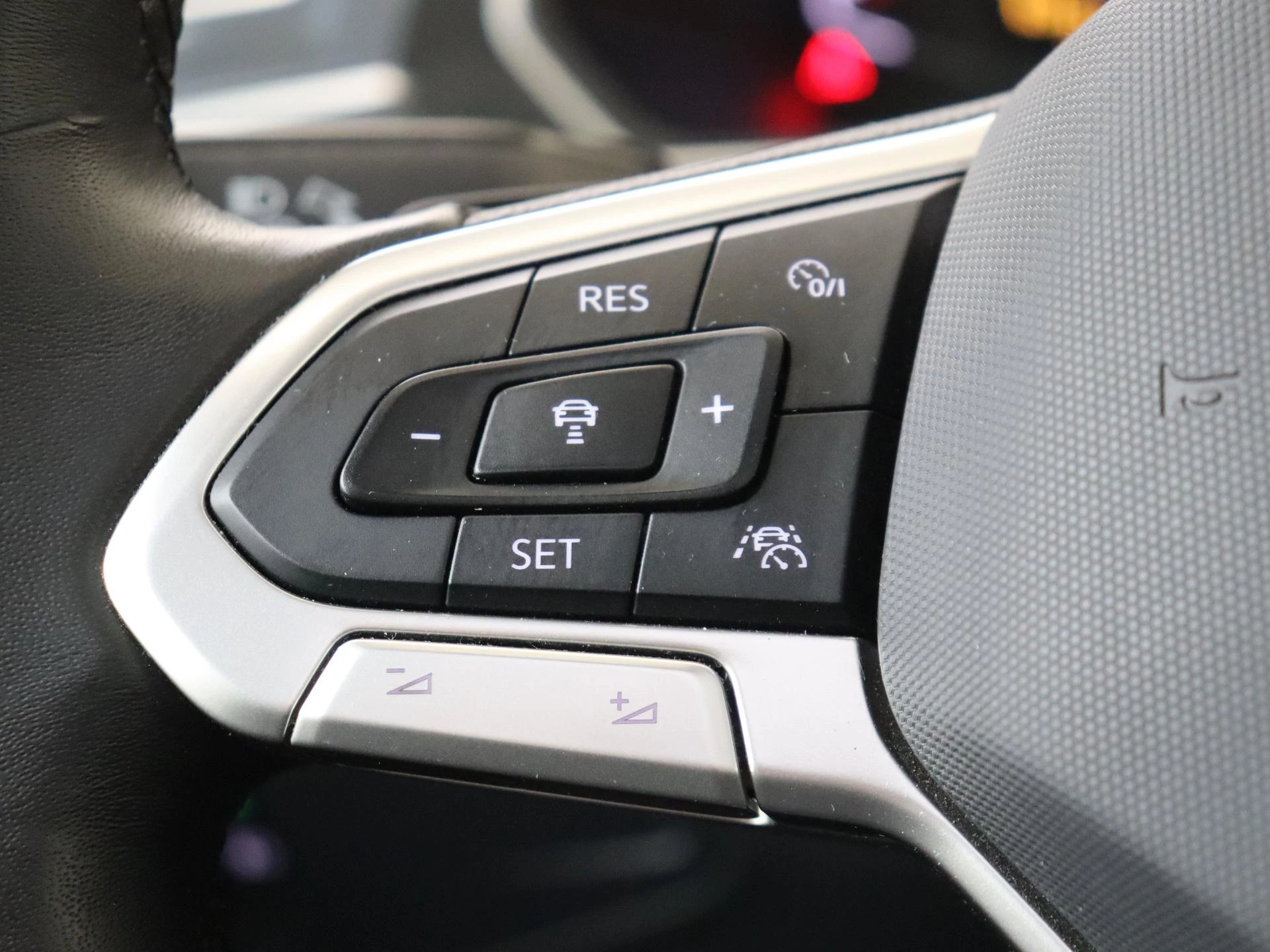Volkswagen Tiguan 1.4 TSI eHybrid Elegance