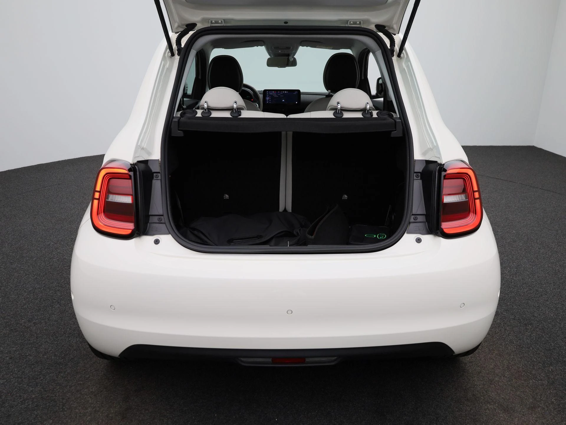 Fiat-500e-image-11