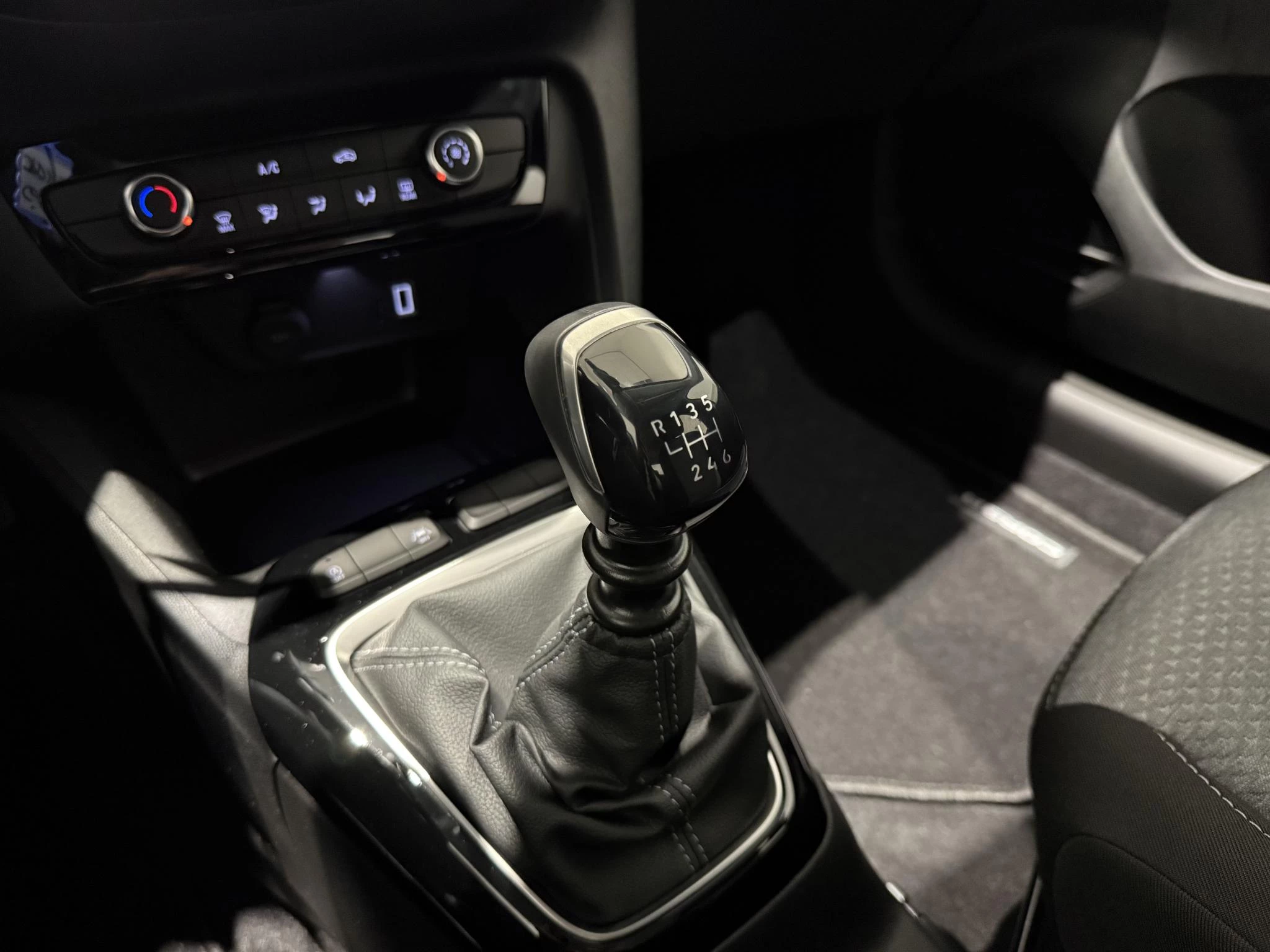Opel-Corsa-image-15