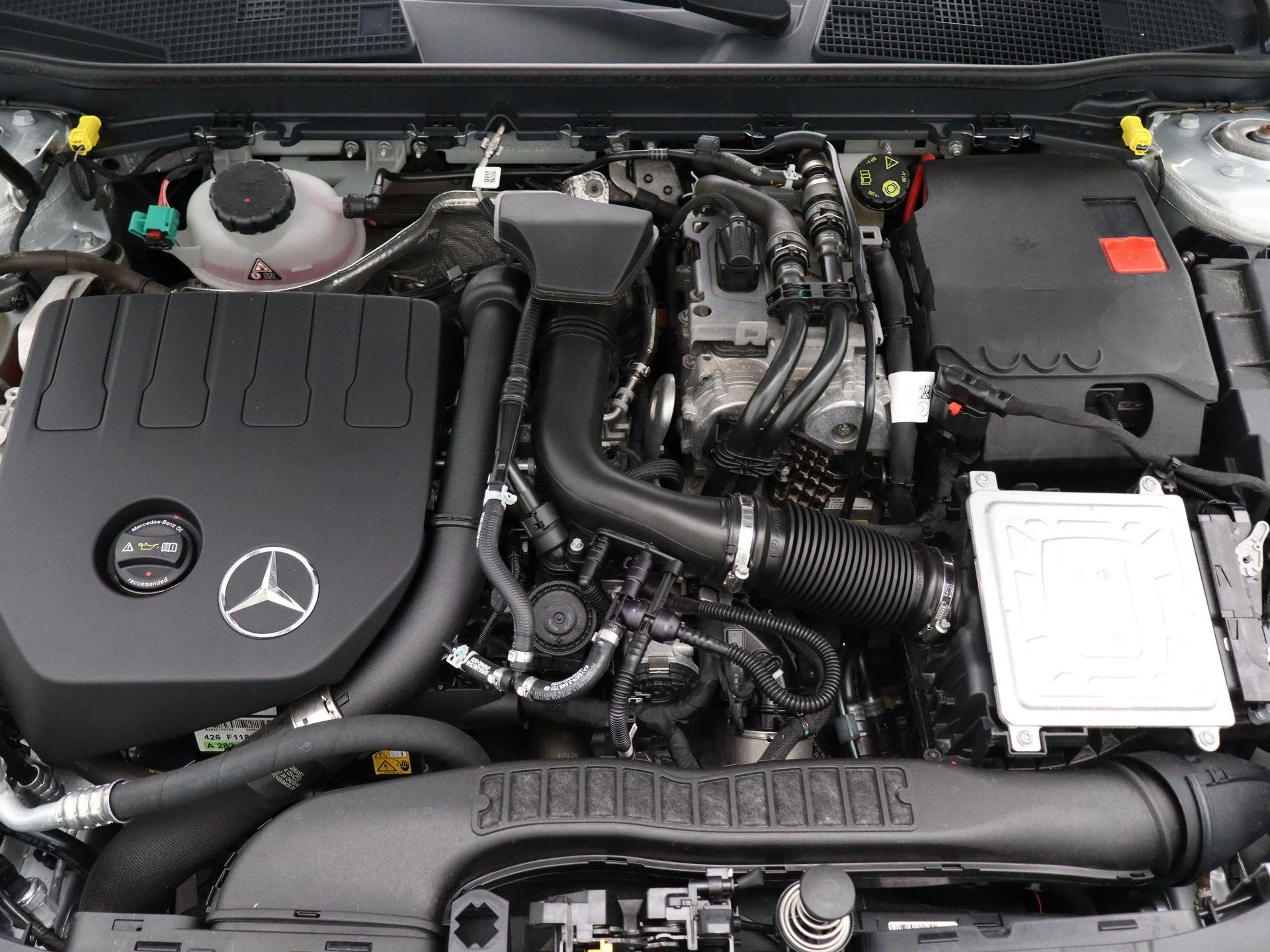 Mercedes-Benz-A-Klasse-image-32