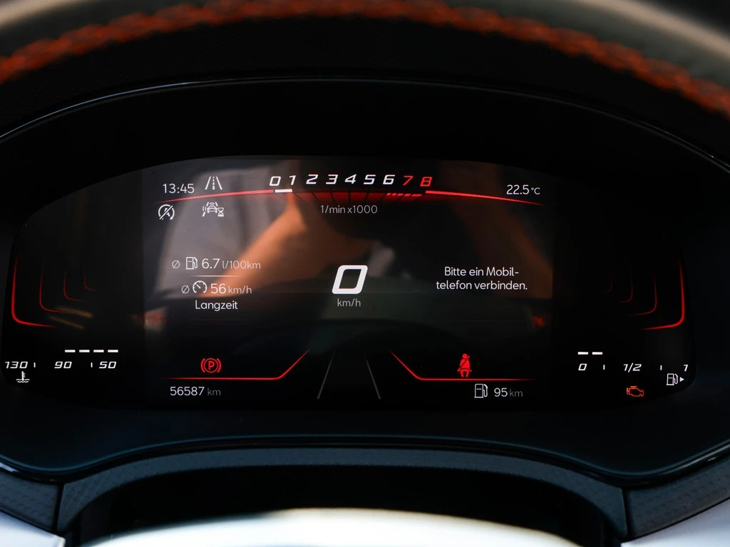 SEAT-Arona-image-13