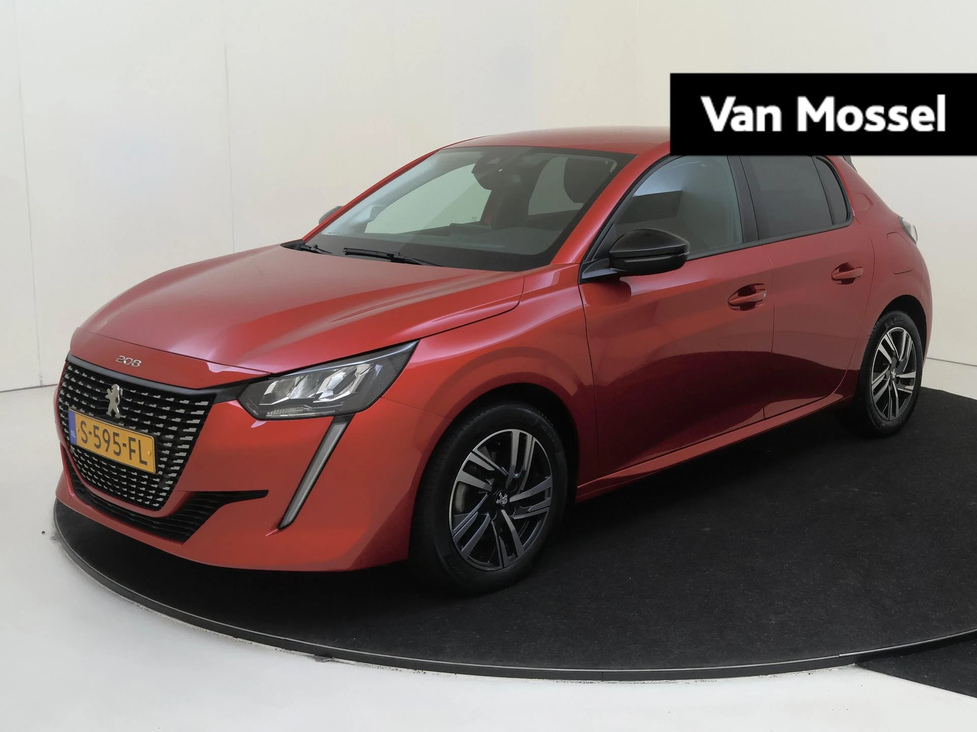 Peugeot-208-image-0