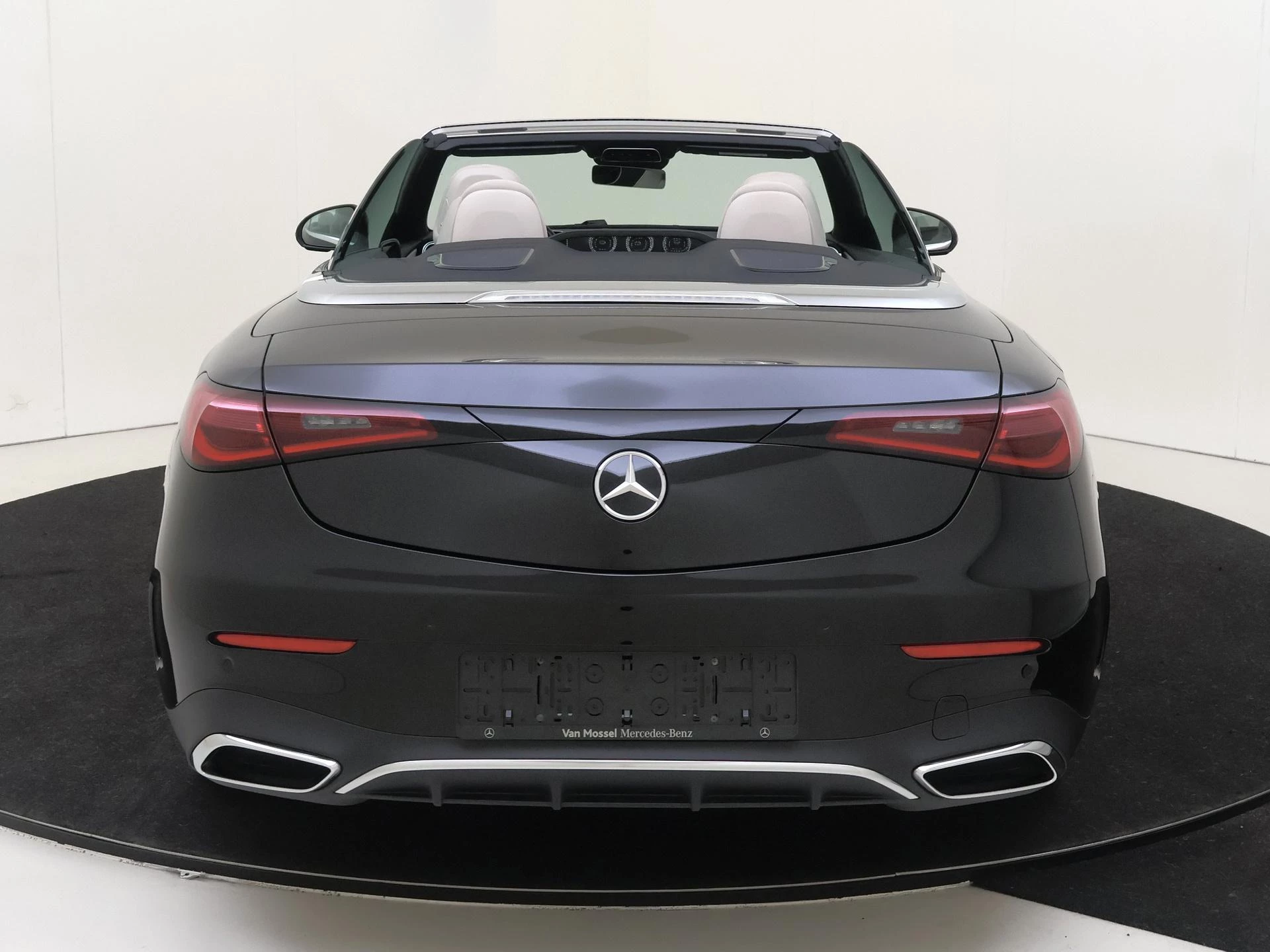 Mercedes-Benz-CLE-image-6