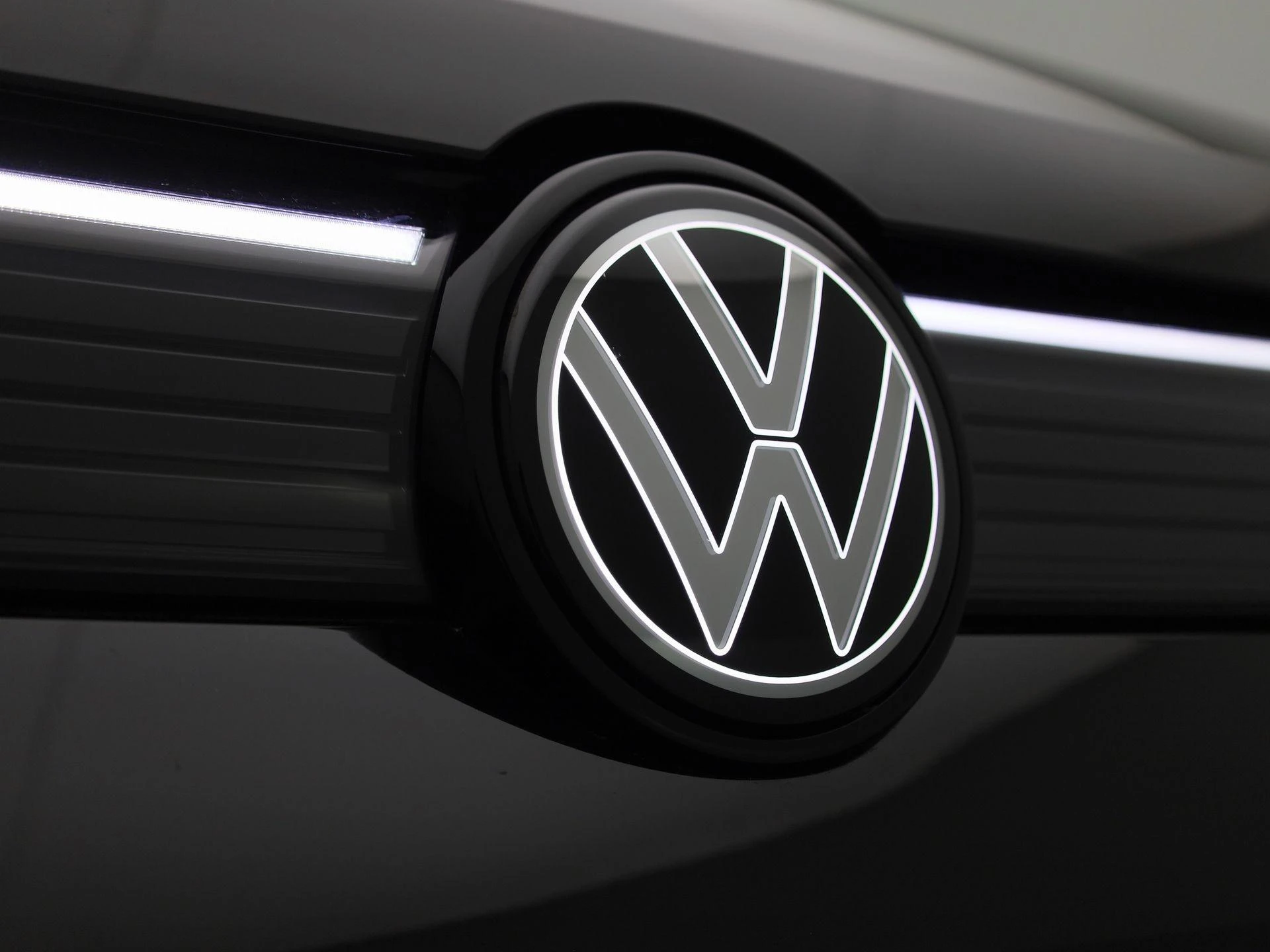 Volkswagen-Tiguan-image-44