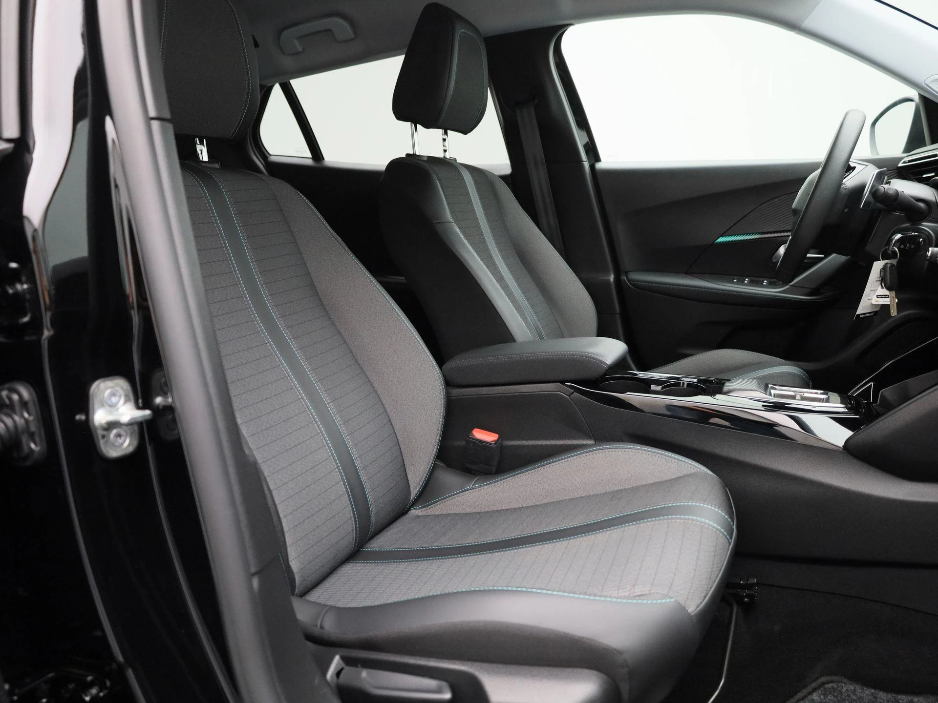 Peugeot-2008-image-31