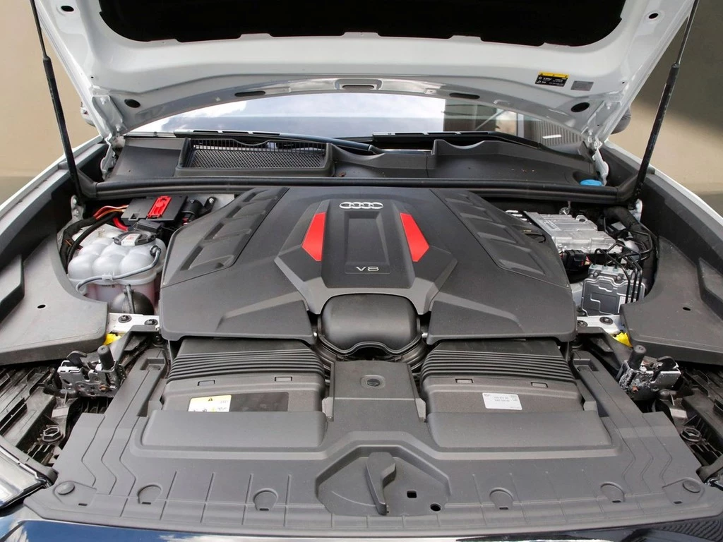 Audi-SQ8-image-11