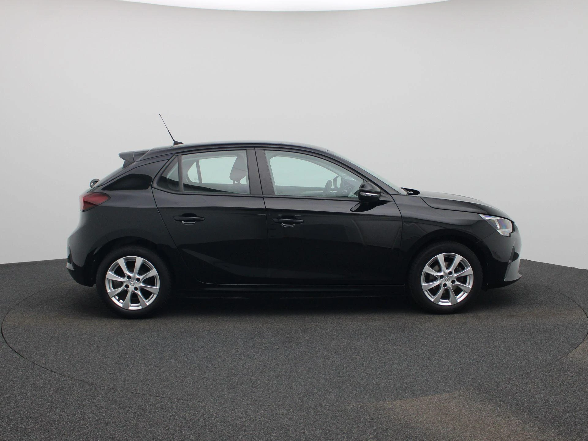 Opel-Corsa-image-3