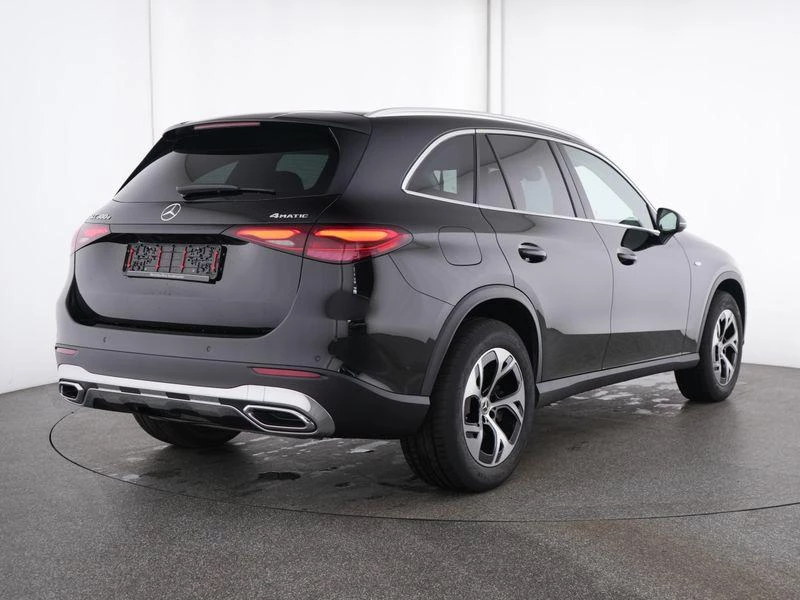 Mercedes-Benz-GLC-image-2