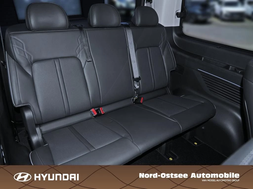 Hyundai Staria HEV 7-Sitzer Signature Panoramadach