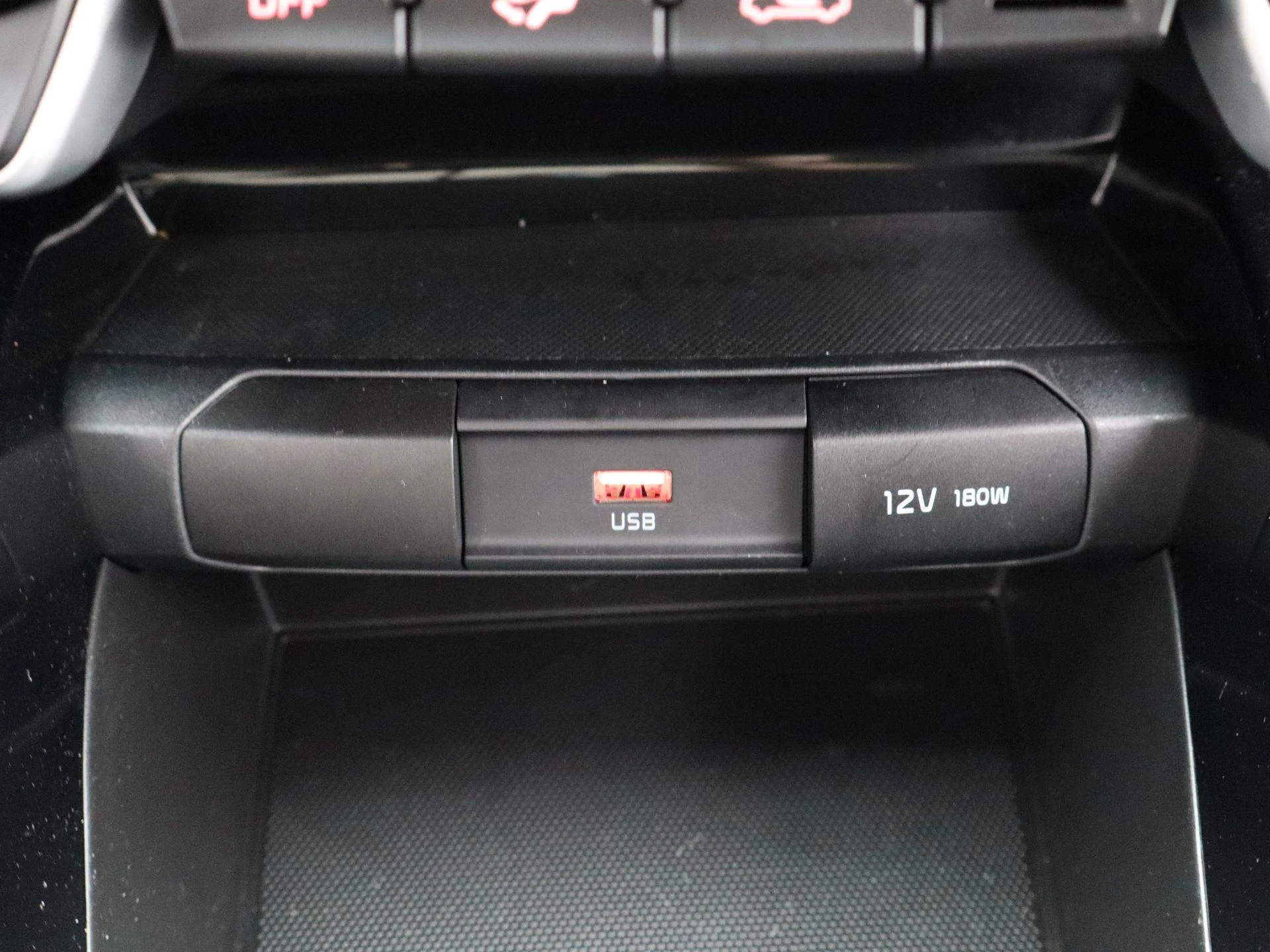Kia-Stonic-image-20