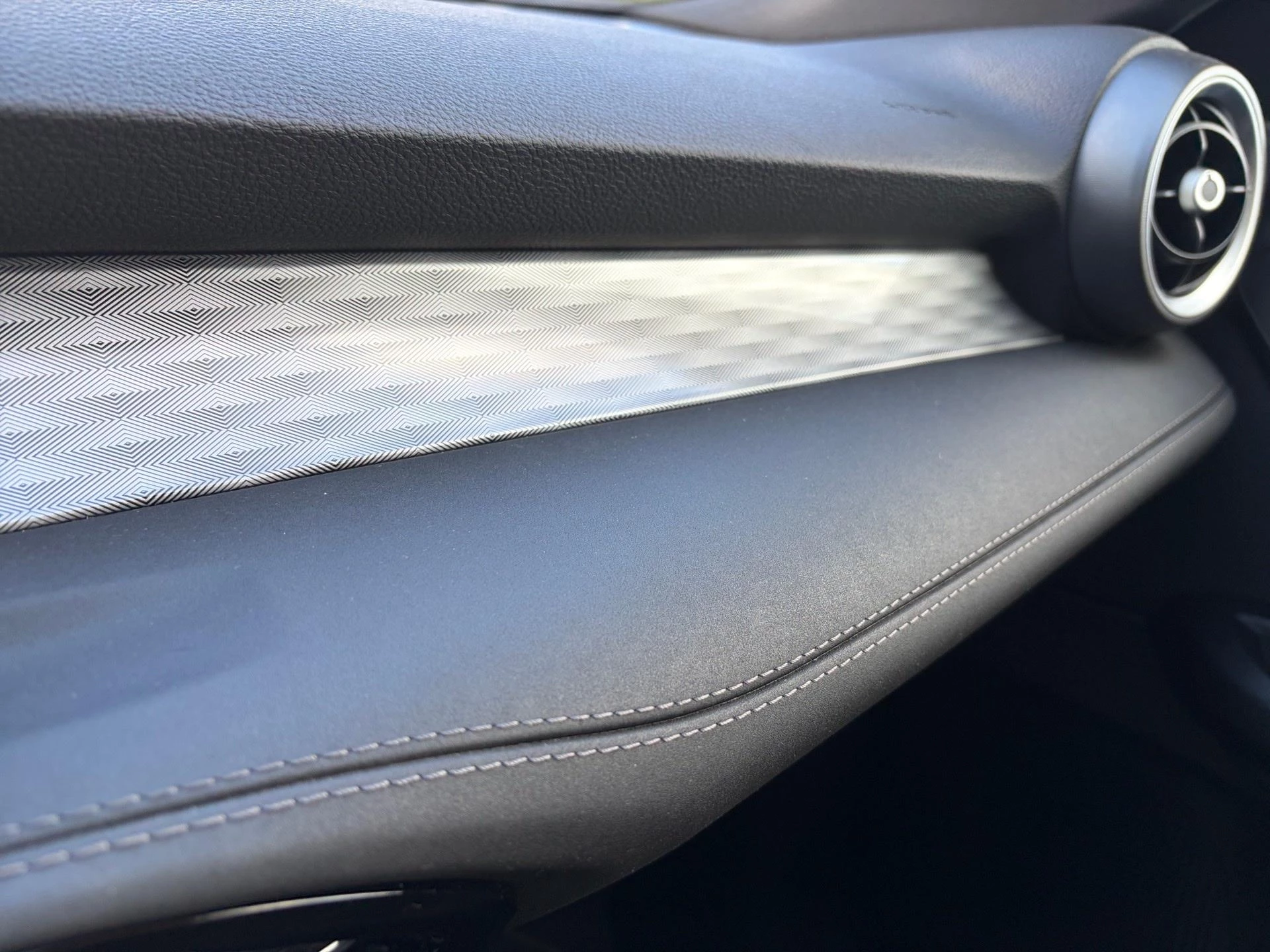 Alfa Romeo-Tonale-image-8