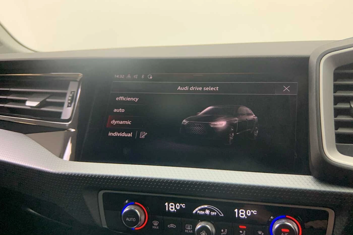 Audi-A1 Sportback-image-16