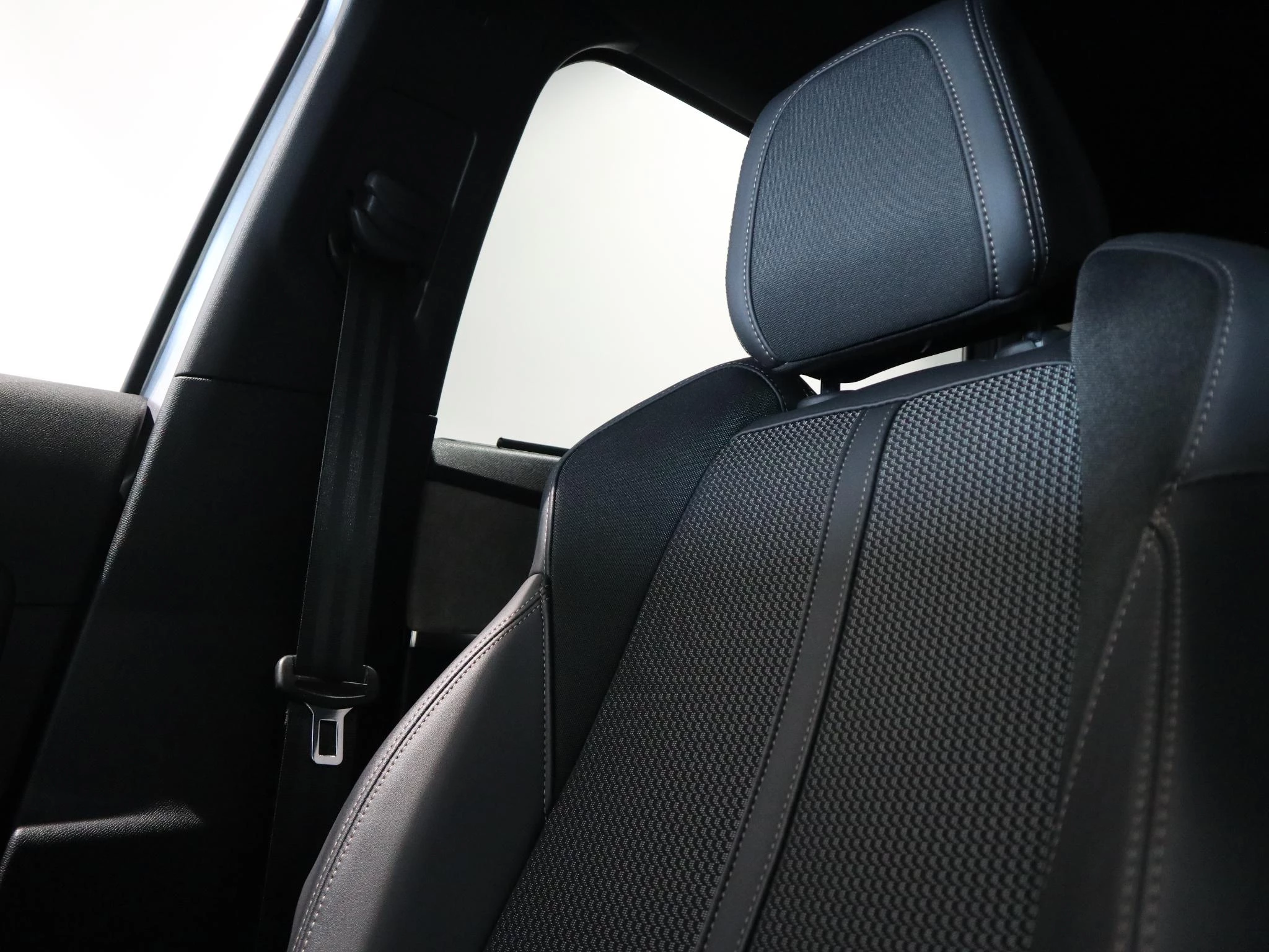 Peugeot-5008-image-23