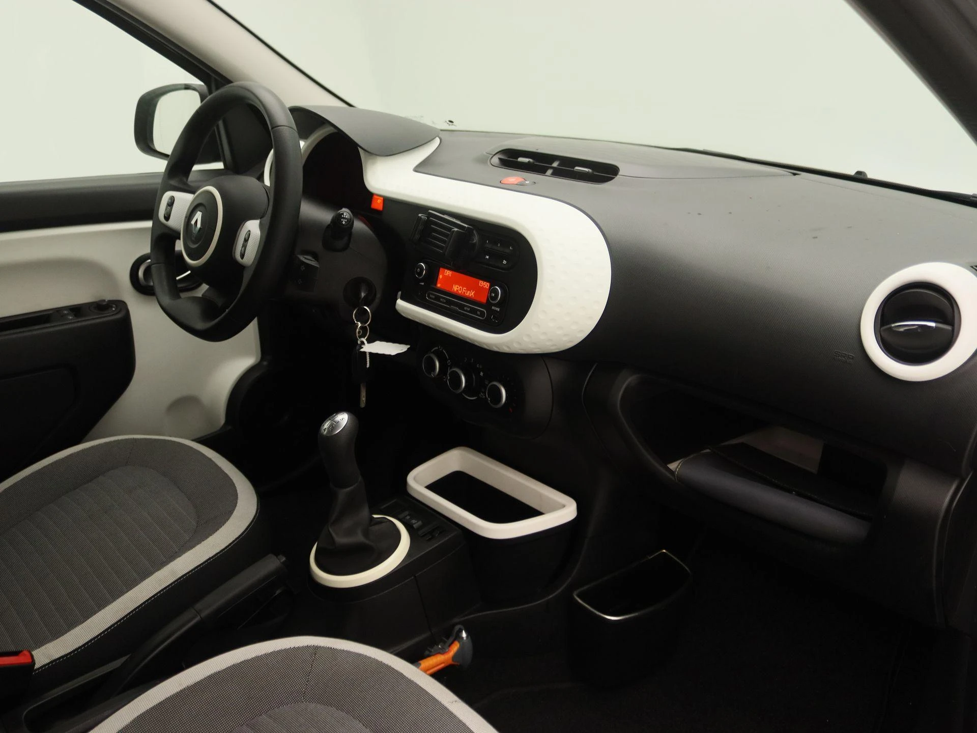Renault-Twingo-image-23