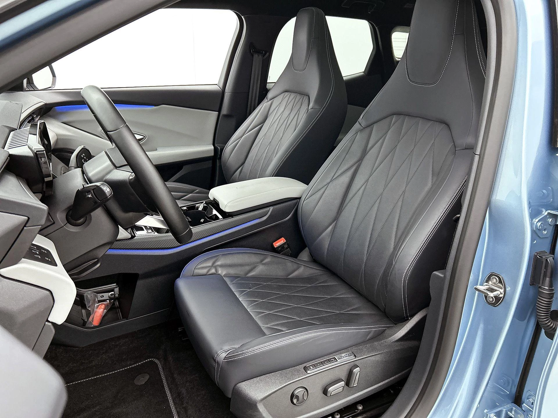 Ford Explorer Premium Extended Range RWD 77 kWh
