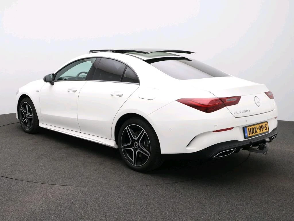 Mercedes-Benz-CLA-image-3