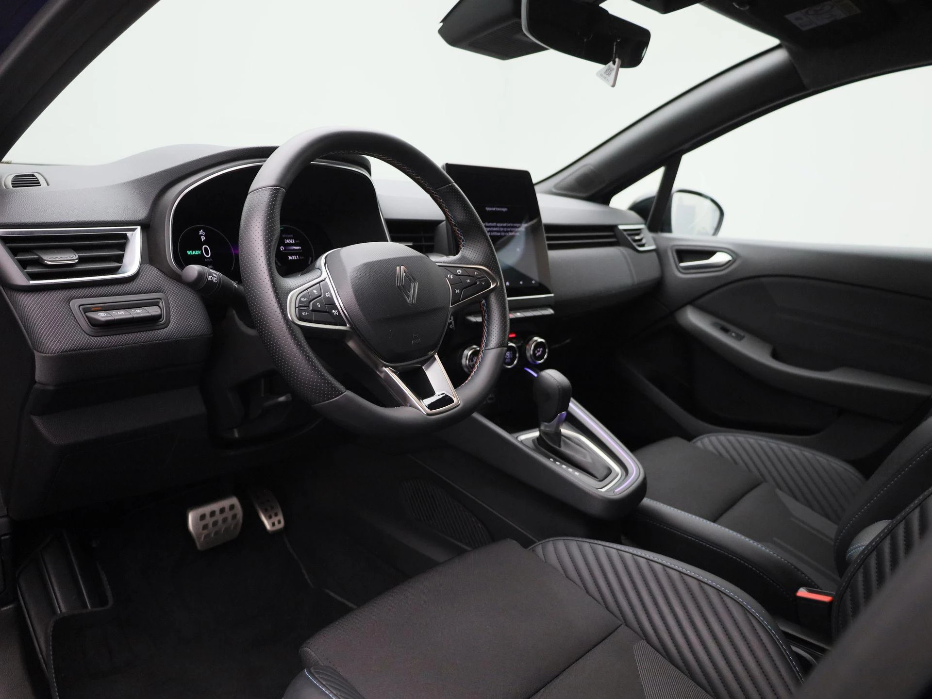 Renault-Clio-image-27