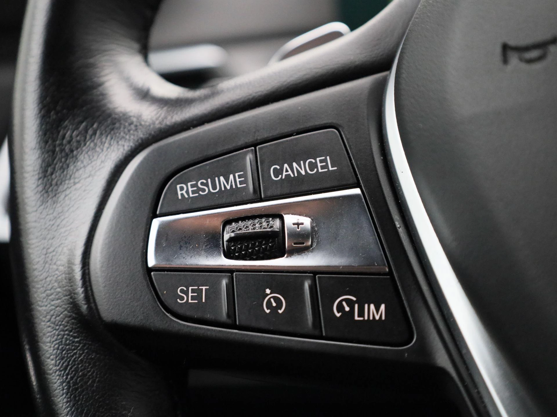 BMW-3 Serie-image-17