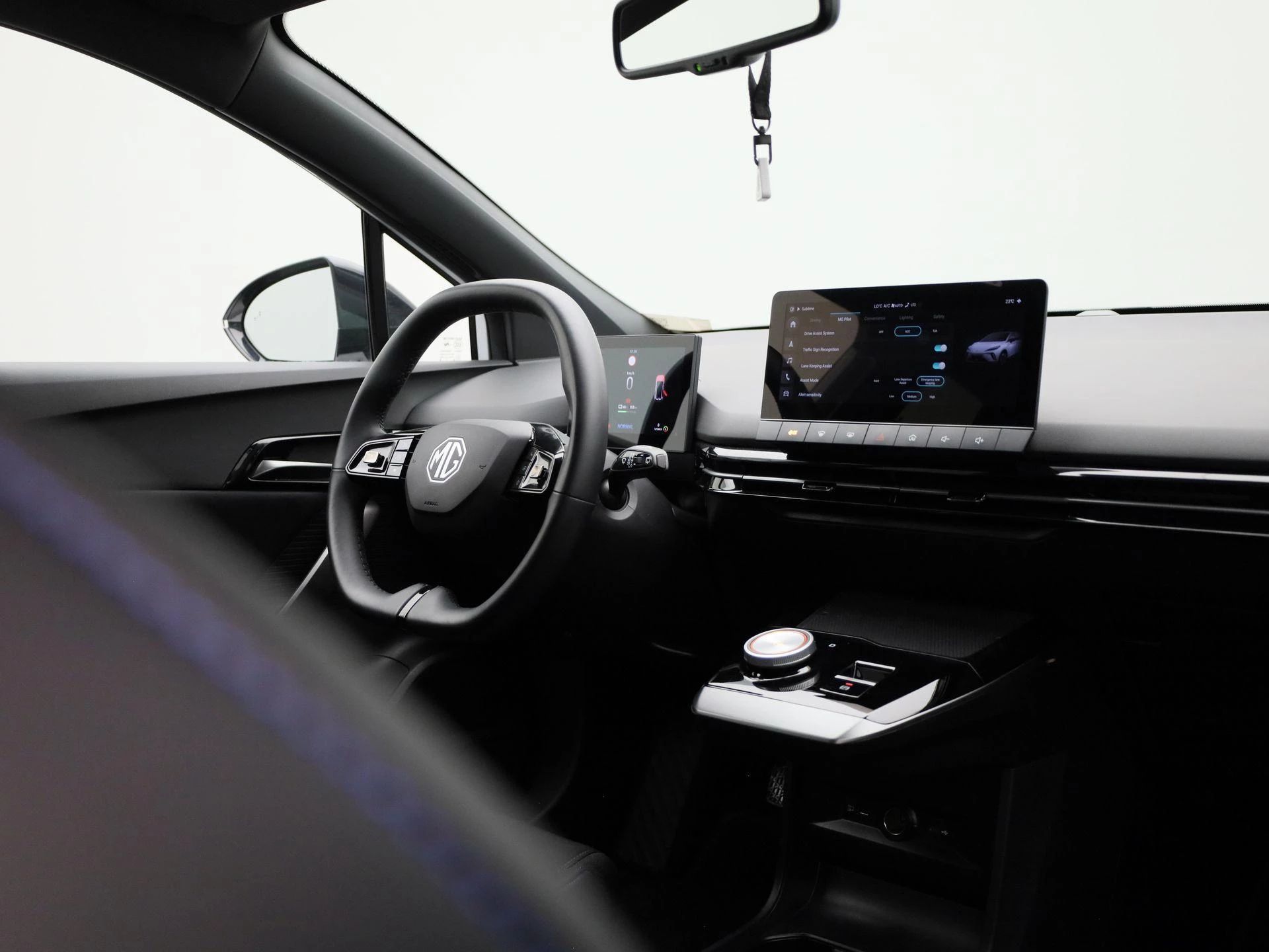 MG MG4 64 kWh Luxury