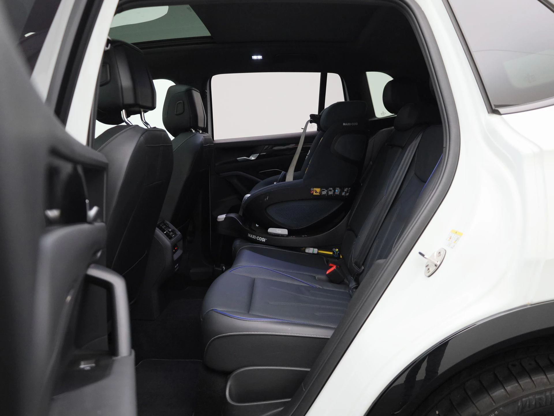Volkswagen Tiguan 1.5 eHybrid R-Line Edition 272 PK
