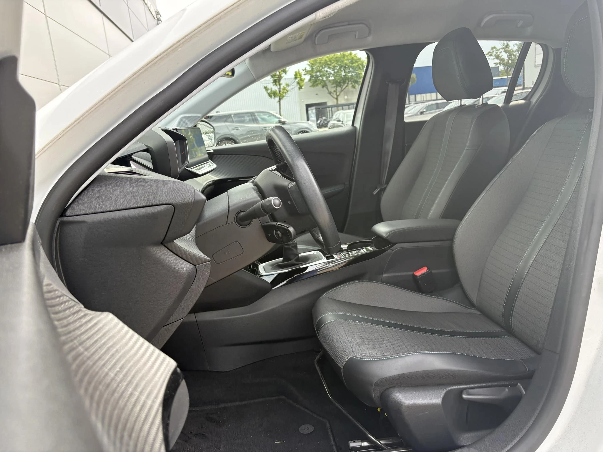 Peugeot 208 1.2 PureTech Blue Lease Allure