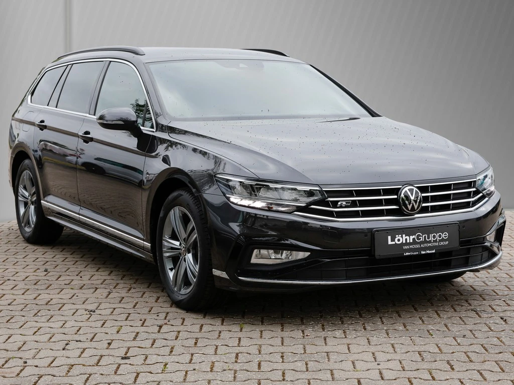 Volkswagen-Passat-image-2