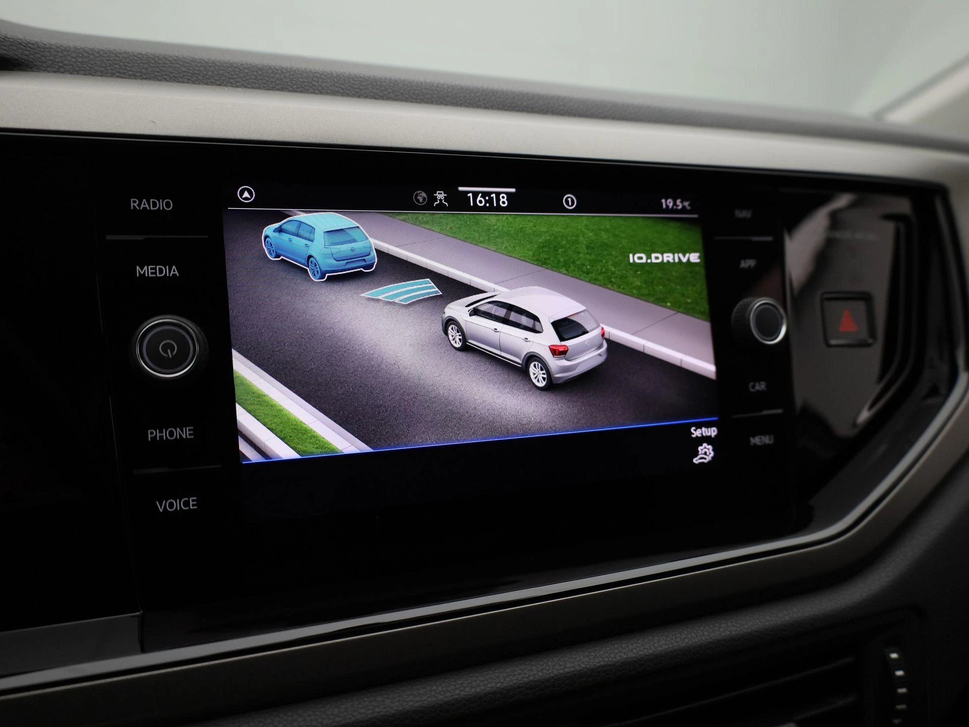 Volkswagen-Polo-image-21