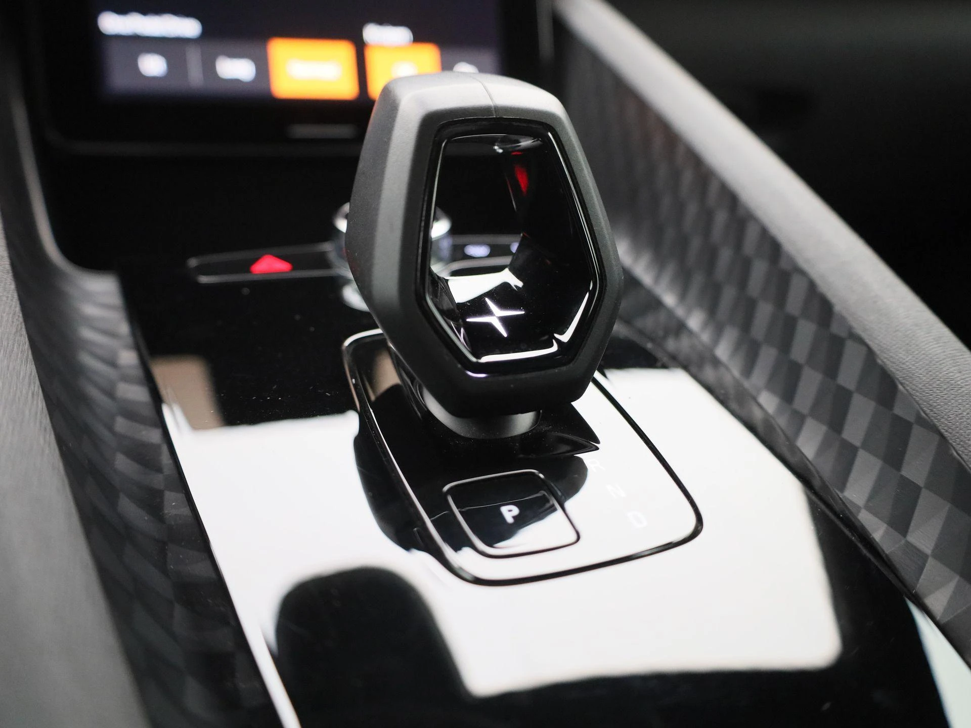 Polestar-2-image-21