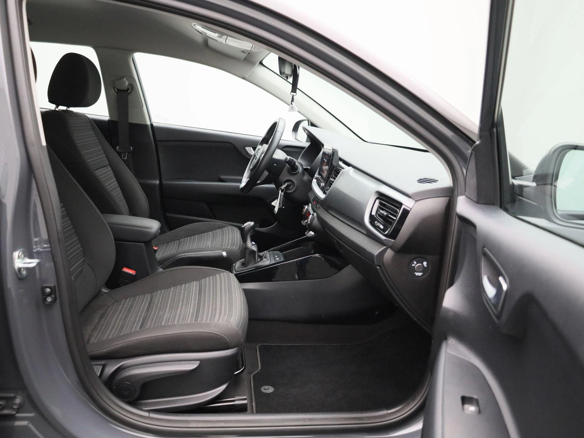 Kia-Stonic-image-32