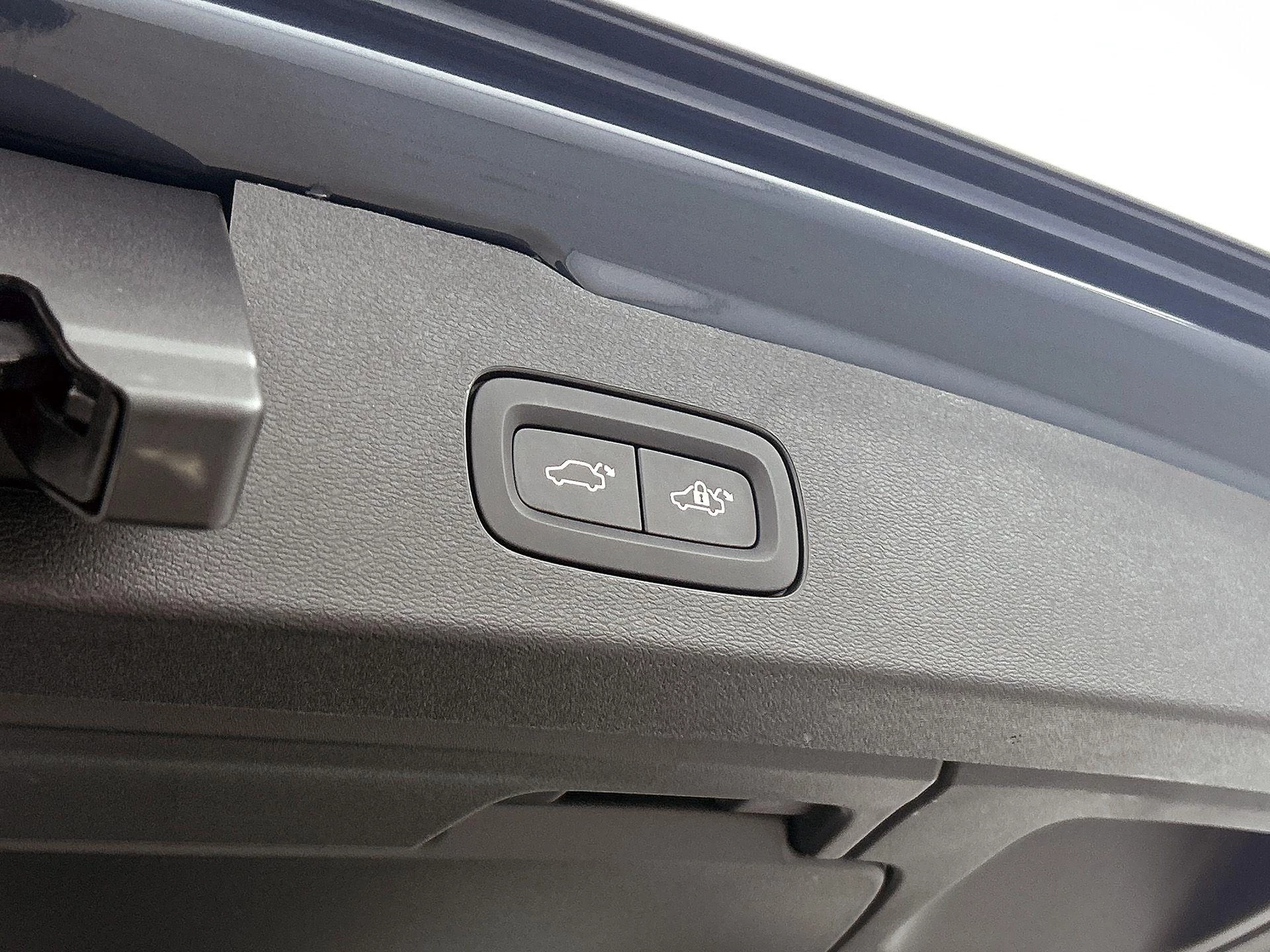 Volvo-V60-image-23