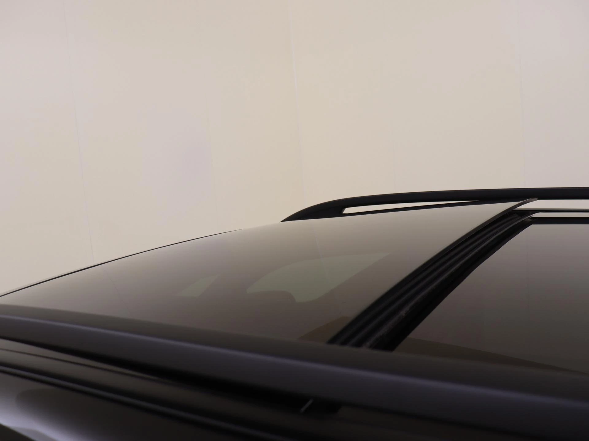 Mercedes-Benz-GLE-image-29