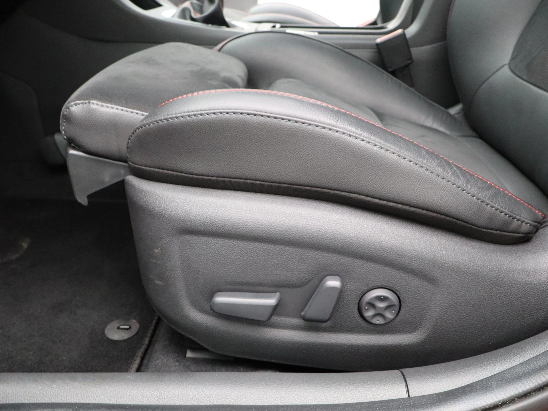 Hyundai i30 Wagon 1.5 T-GDi MHEV N Line |