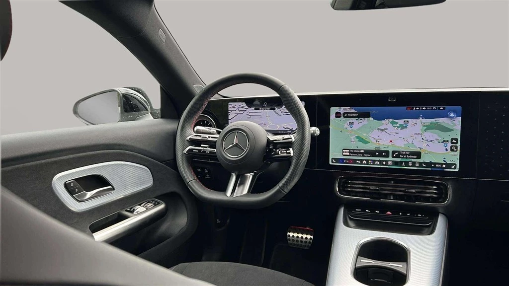Mercedes-Benz-CLA-image-12