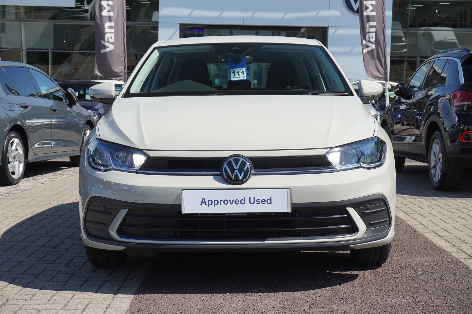 Volkswagen-Polo-image-6