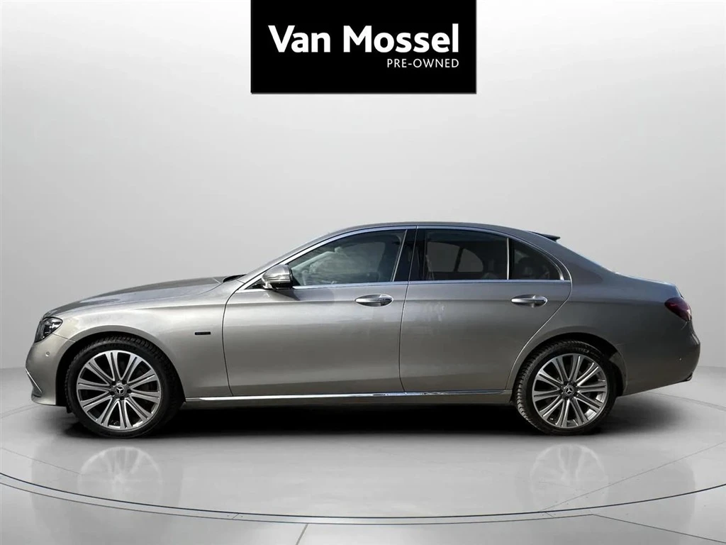 Mercedes-Benz-E-Klasse-image-7