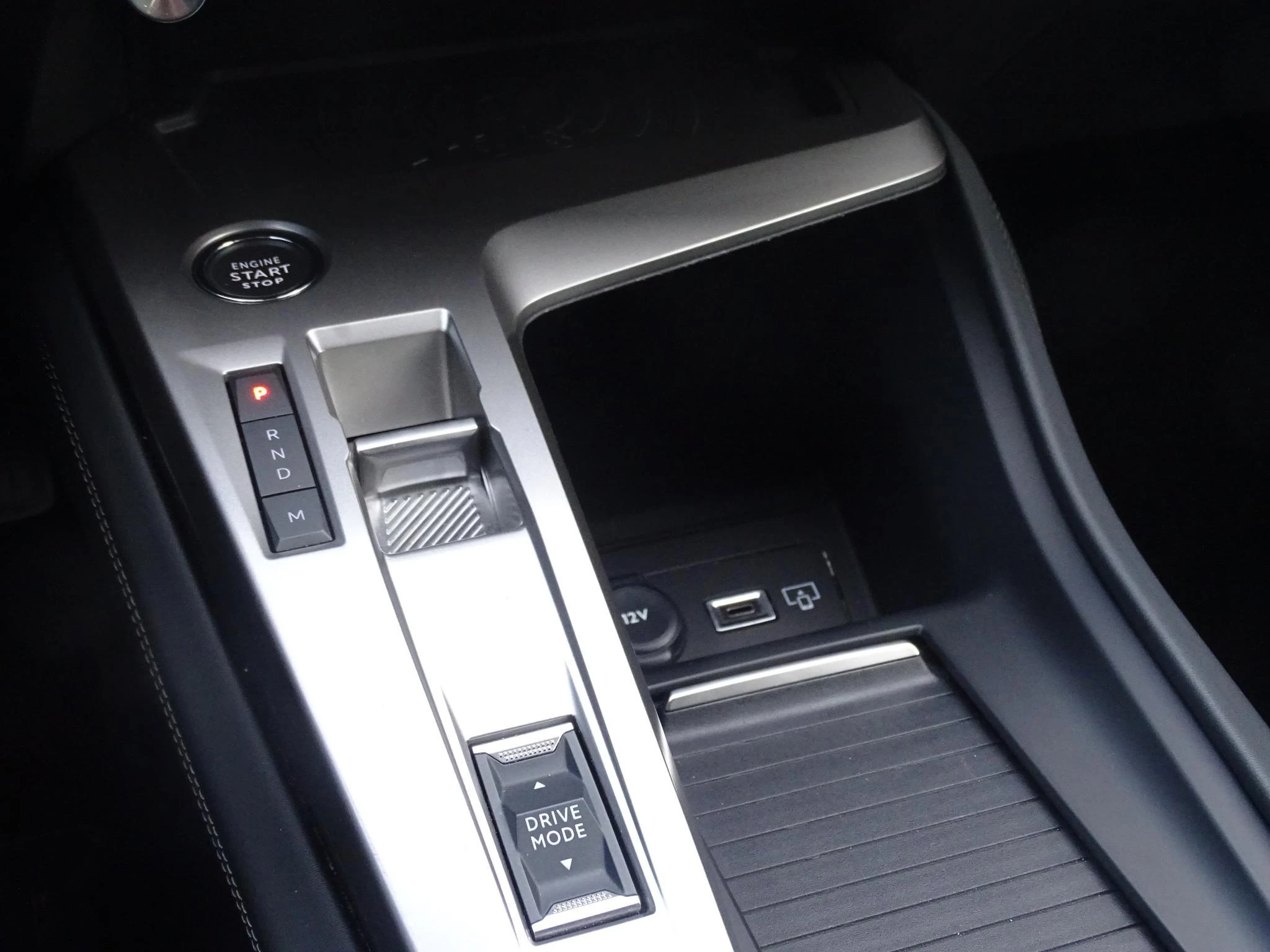 Peugeot 408 1.2T Allure automaat