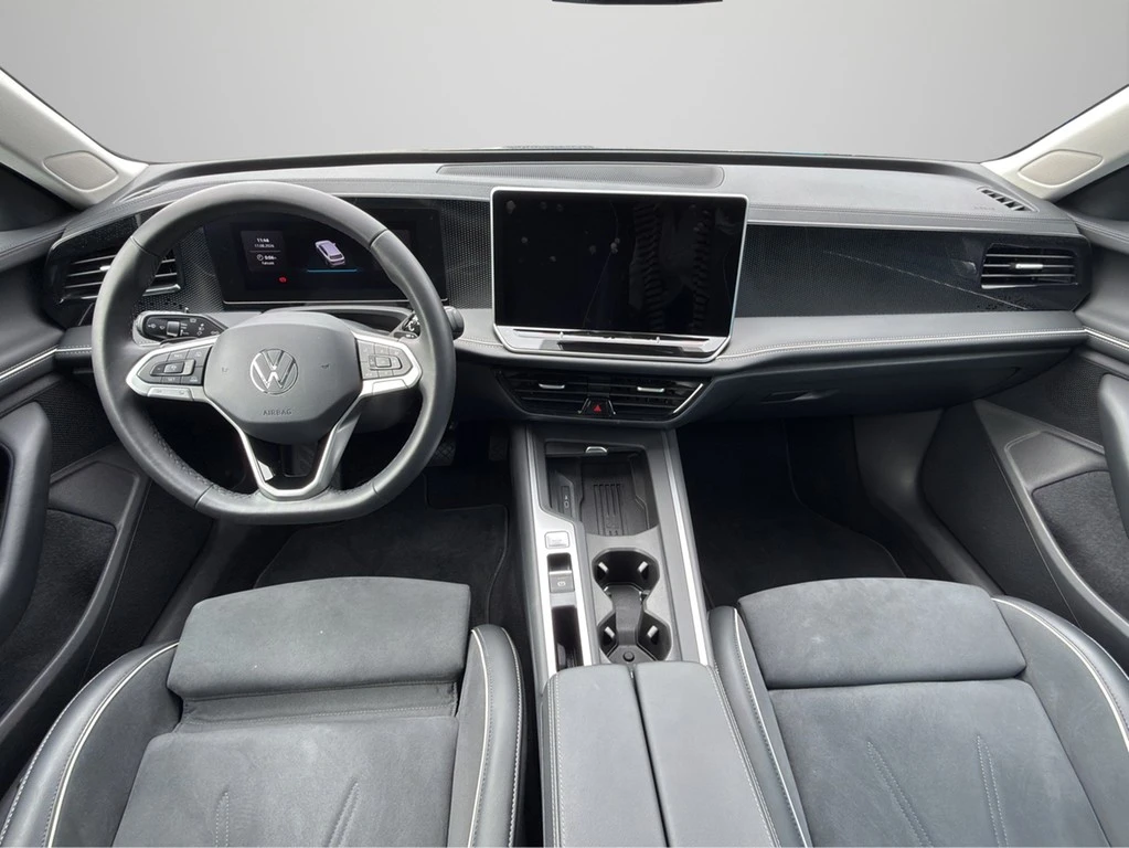 Volkswagen-Passat-image-9