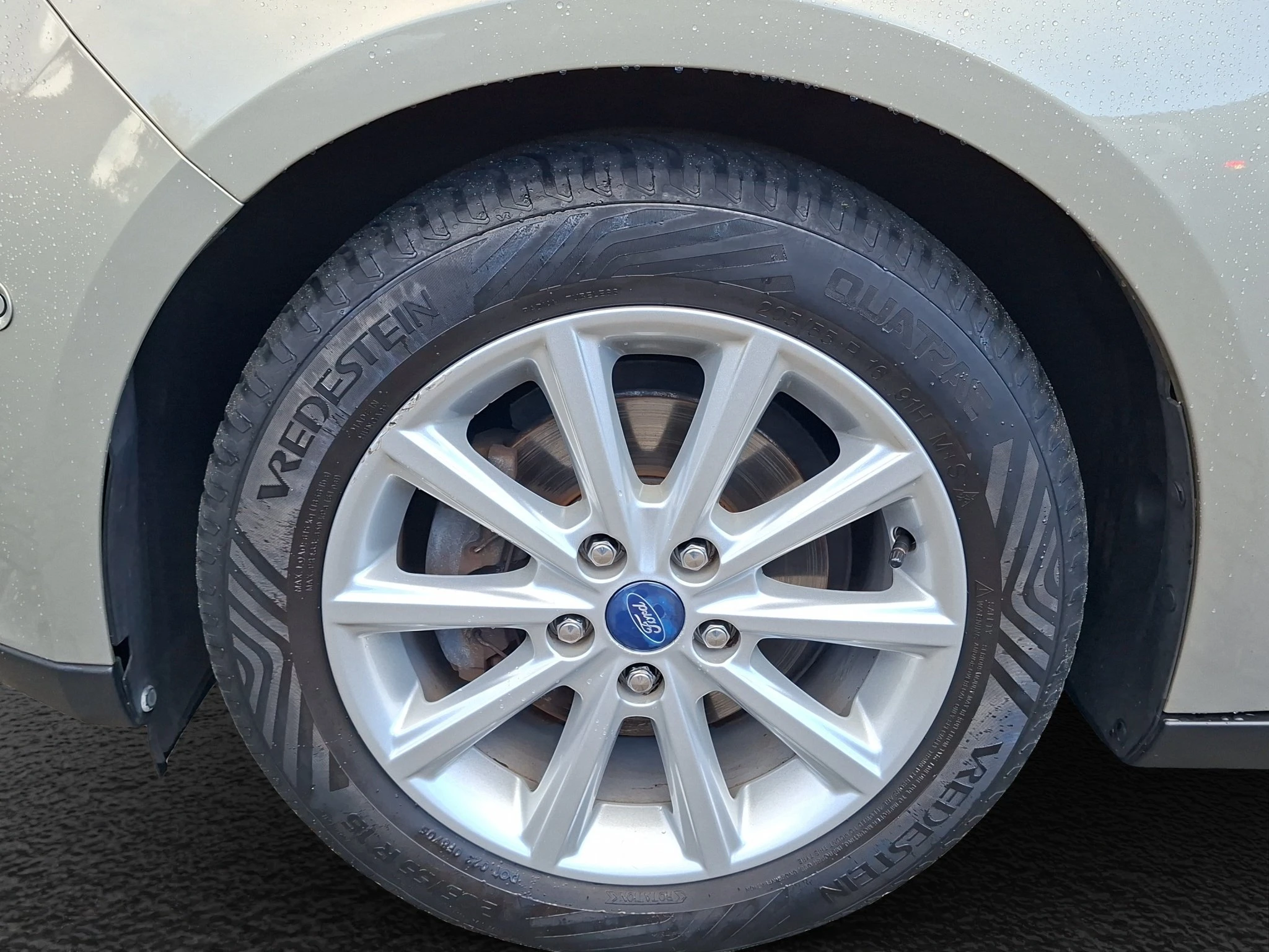 Ford-Focus-image-8
