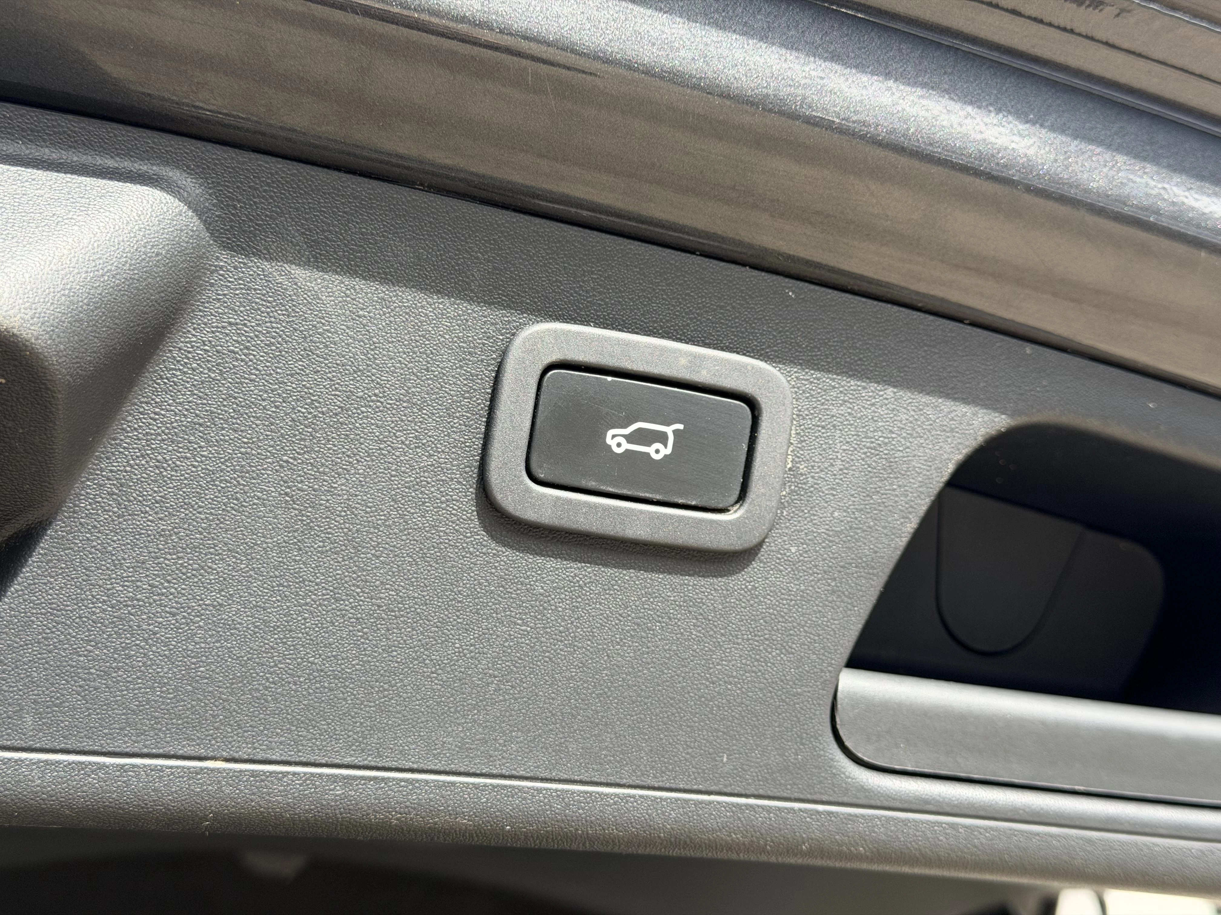 Jaguar E-PACE P300e R-Dynamic S AWD Auto. 21MY