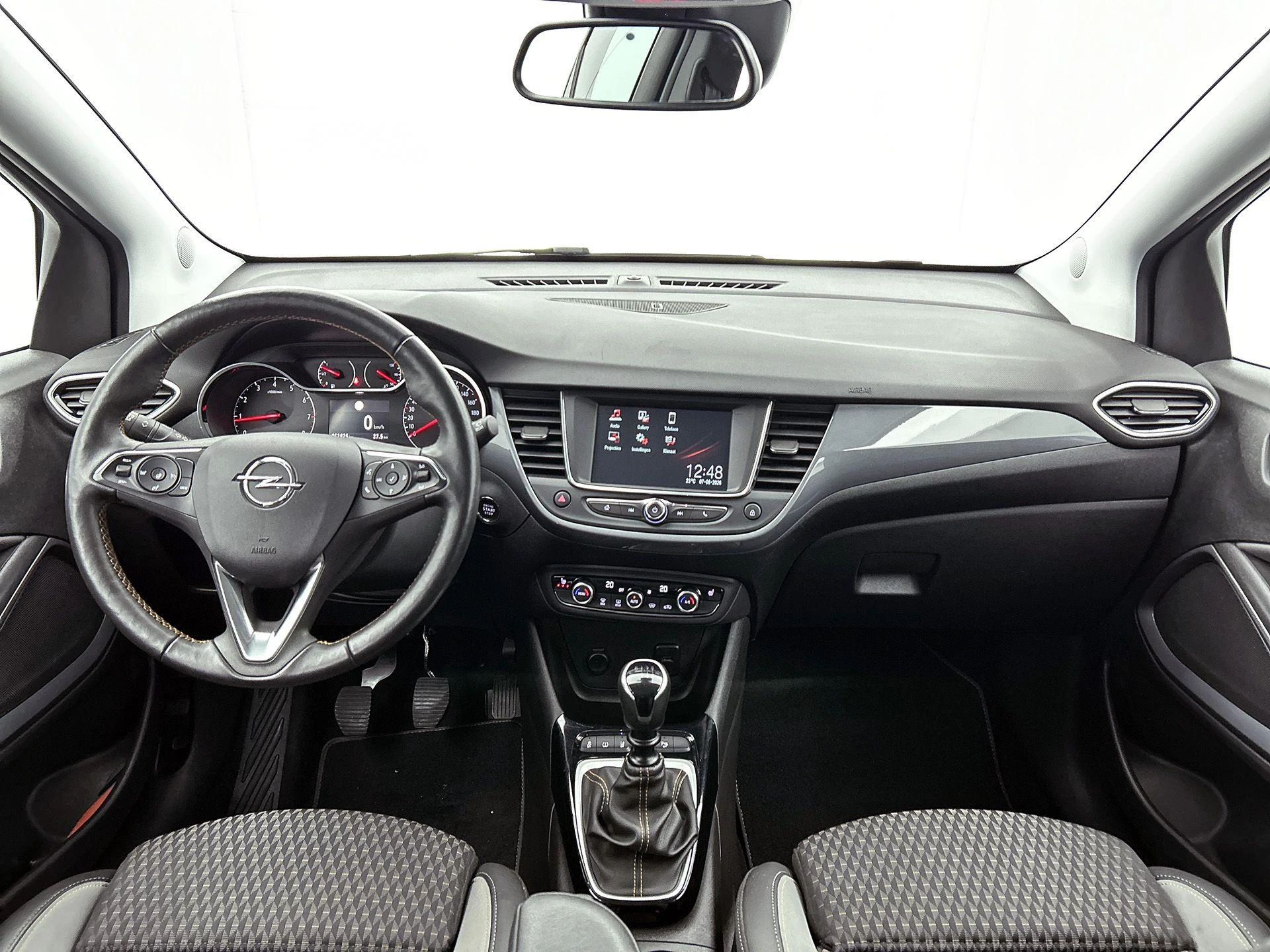 Opel-Crossland X-image-22