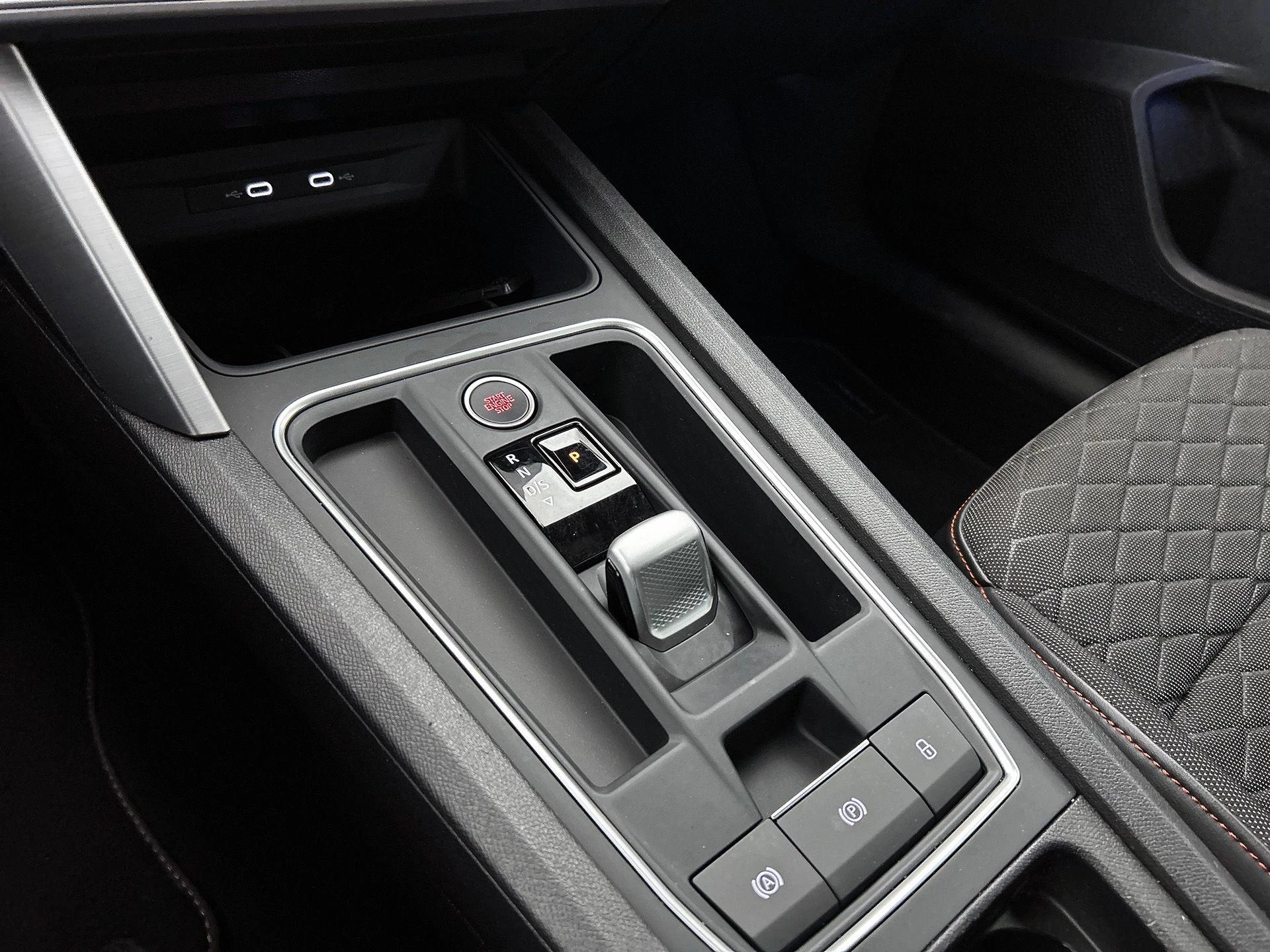 SEAT-Leon-image-19