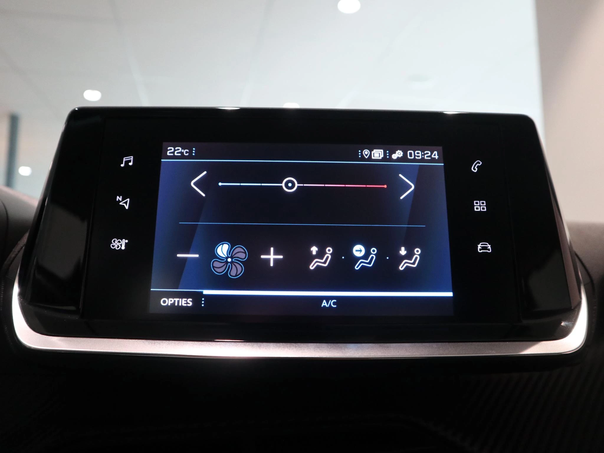 Peugeot-2008-image-18