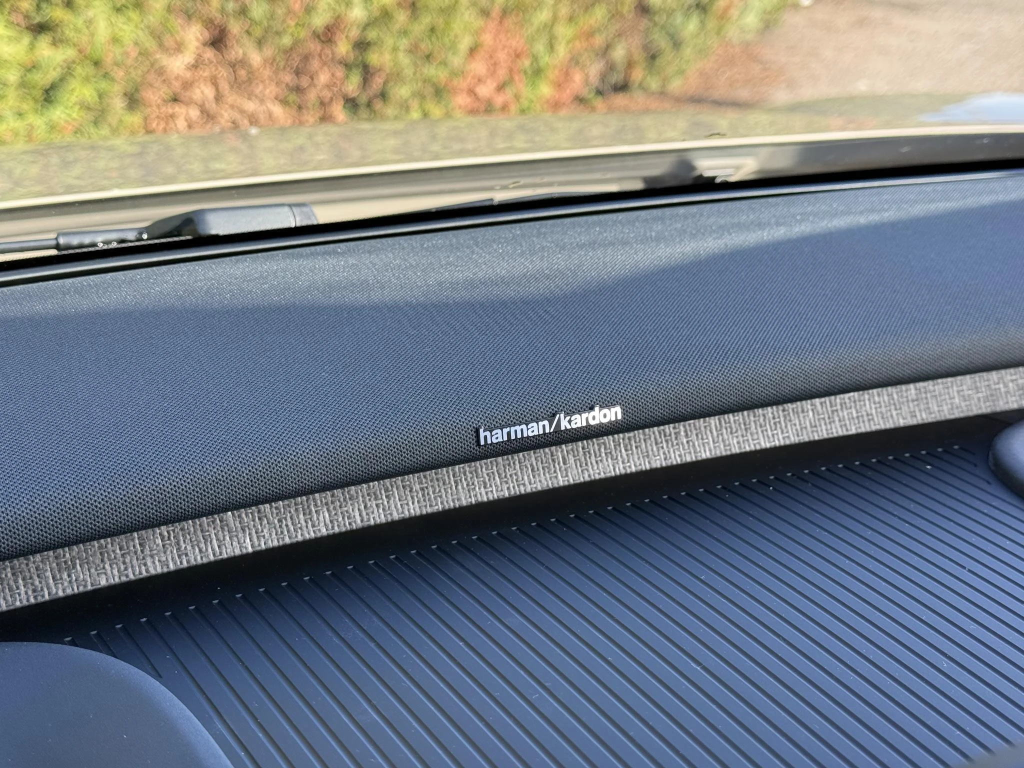 Volvo-EX30-image-18