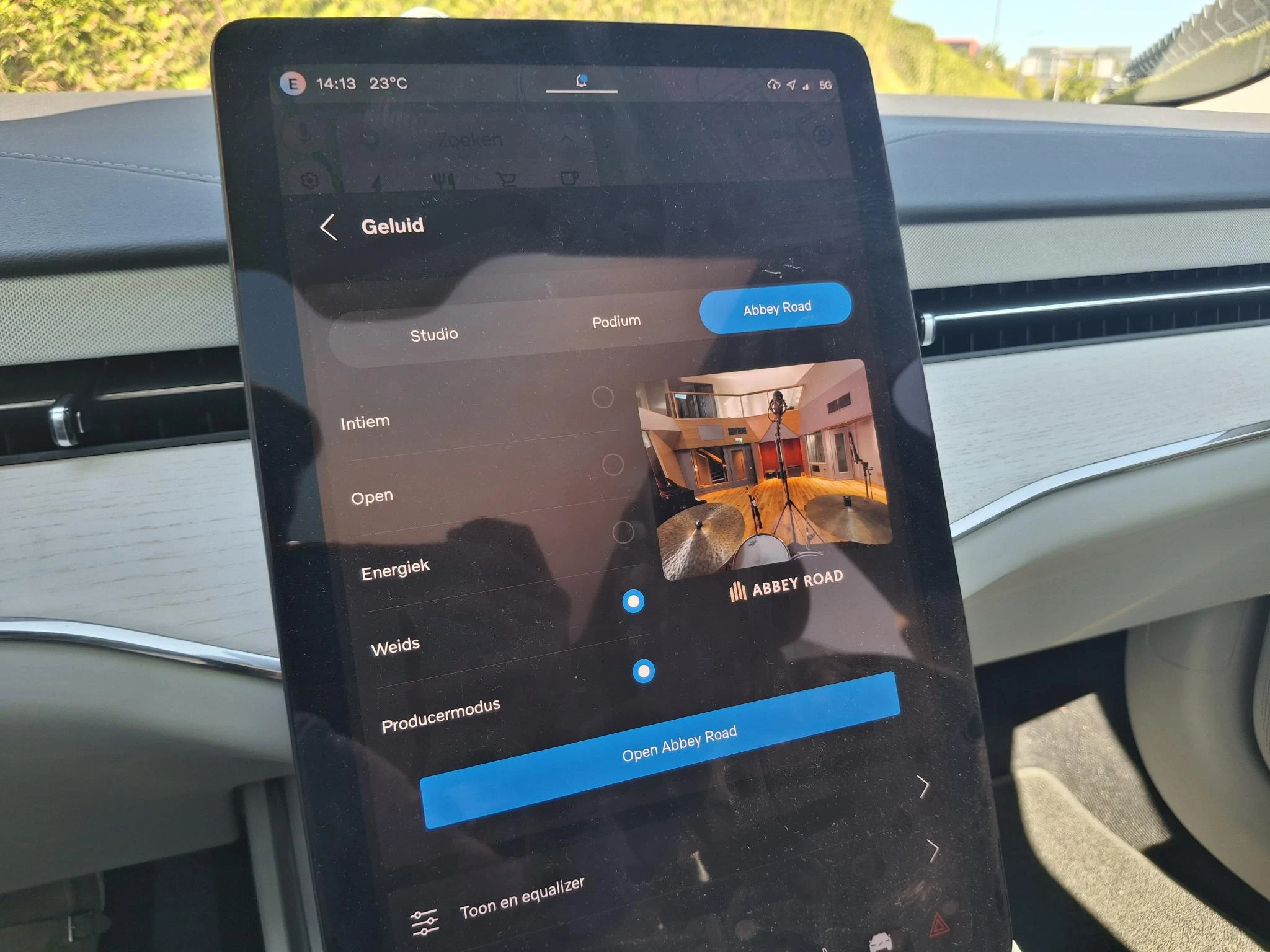 Volvo-ES90-image-8