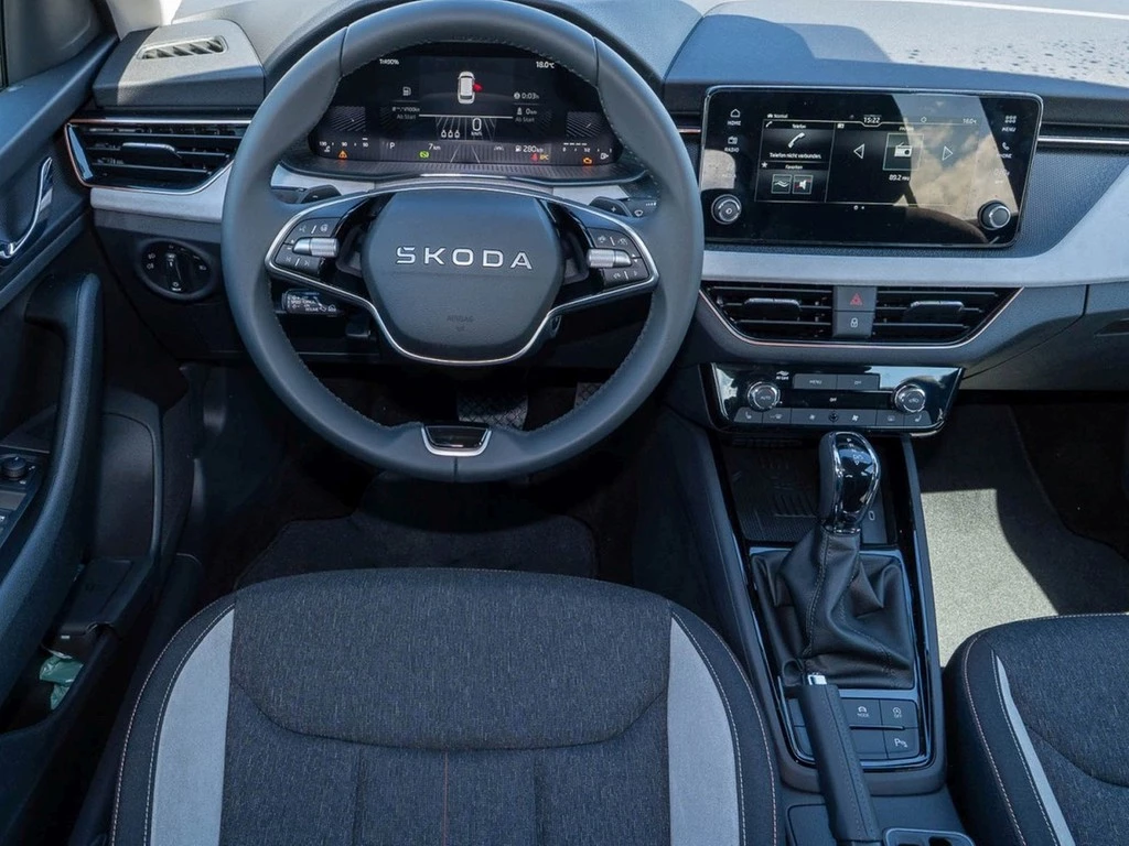 Škoda Kamiq 1.0 TSI DSG Selection LED, AHK