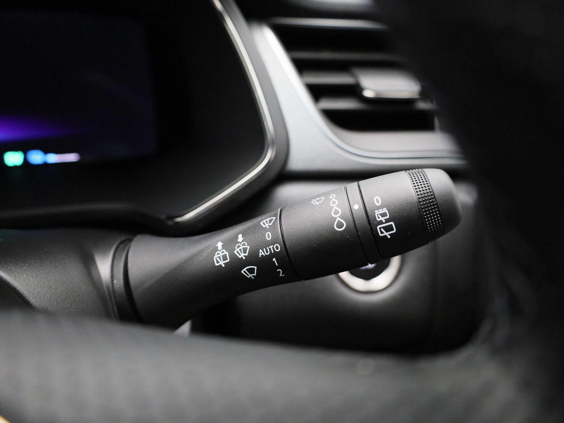 Renault-Captur-image-18