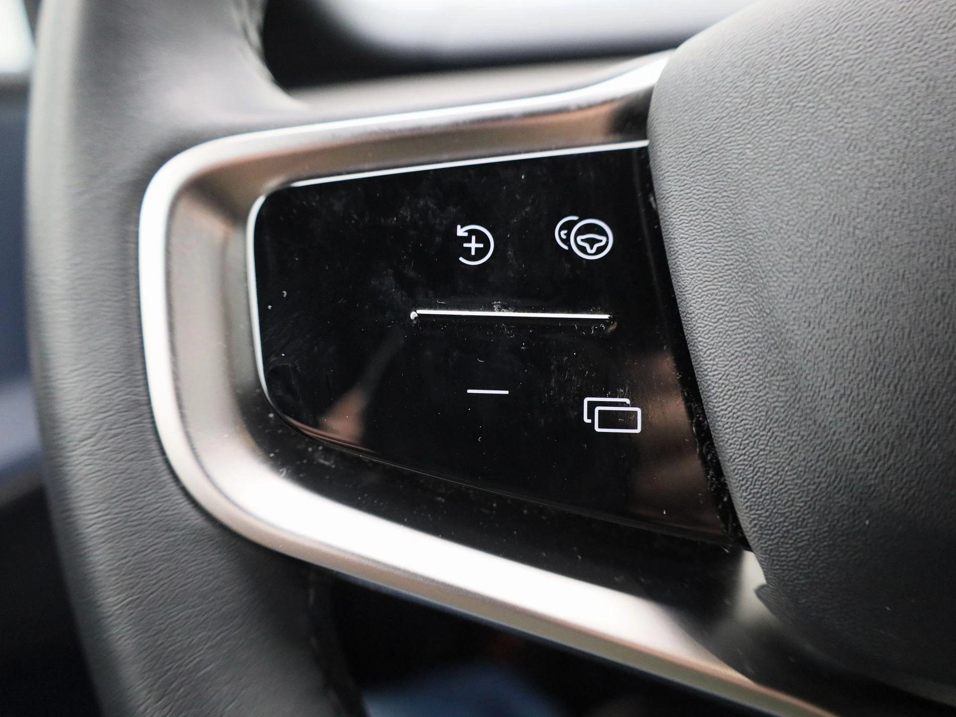 Volvo EX30 Single Motor Extended Range Plus